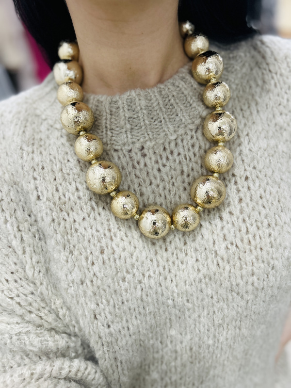 zlatý guličkový náhrdelník