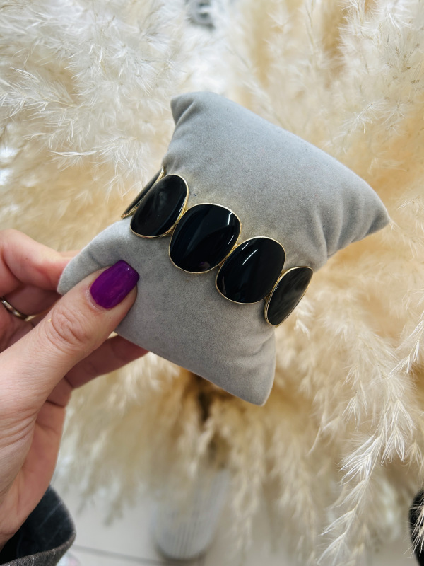 čierno-zlatý náramok