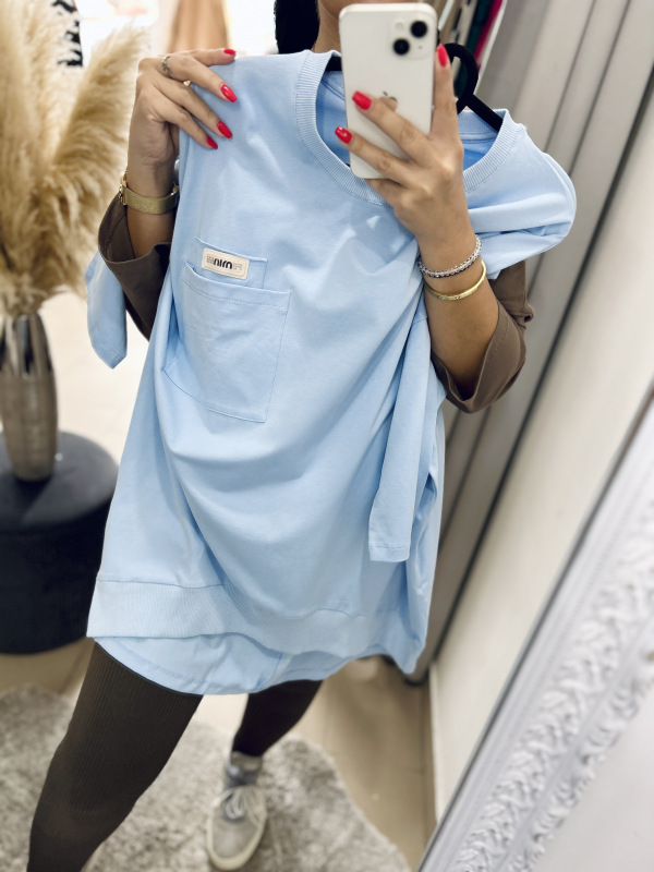 modrá