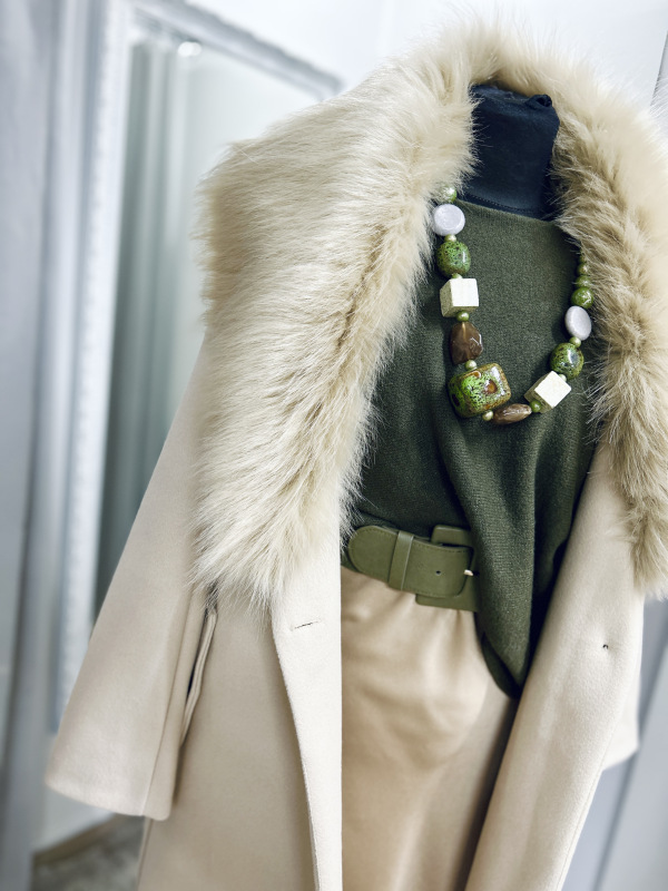 Dlhší kabát s kožušinkou 12