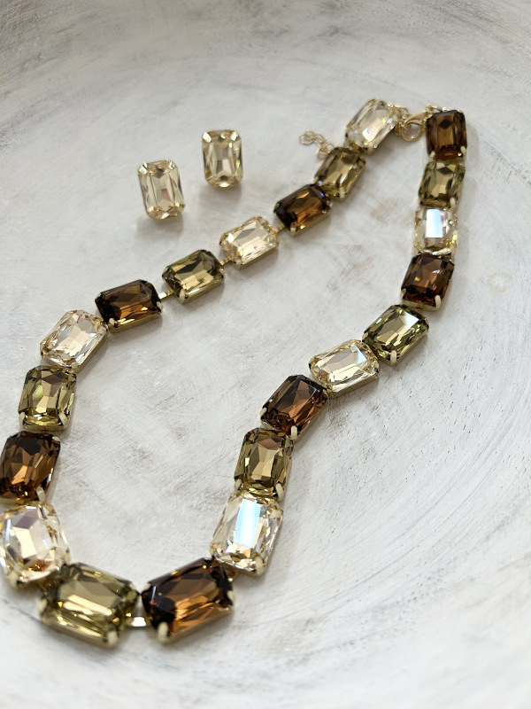 Set náhrdelník + náušnice v champagne farbe 1