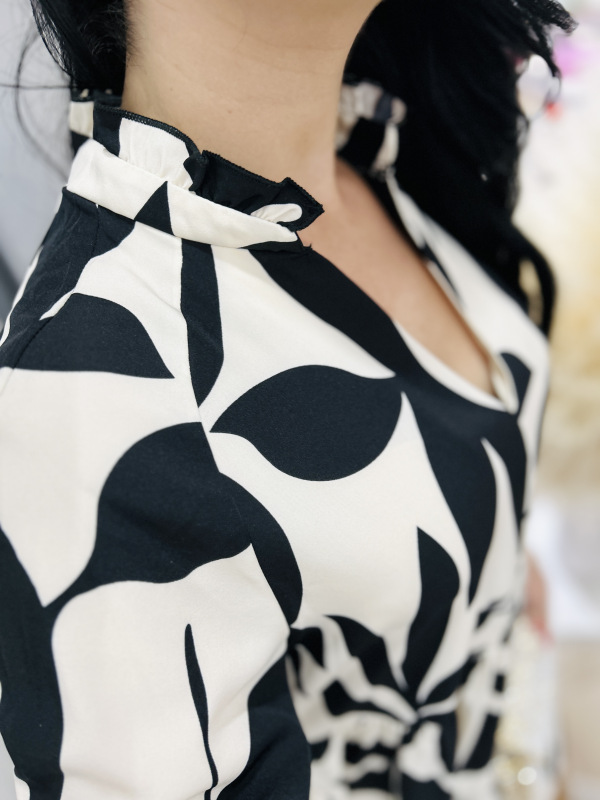 Béžovo-čierne šaty Arya 5