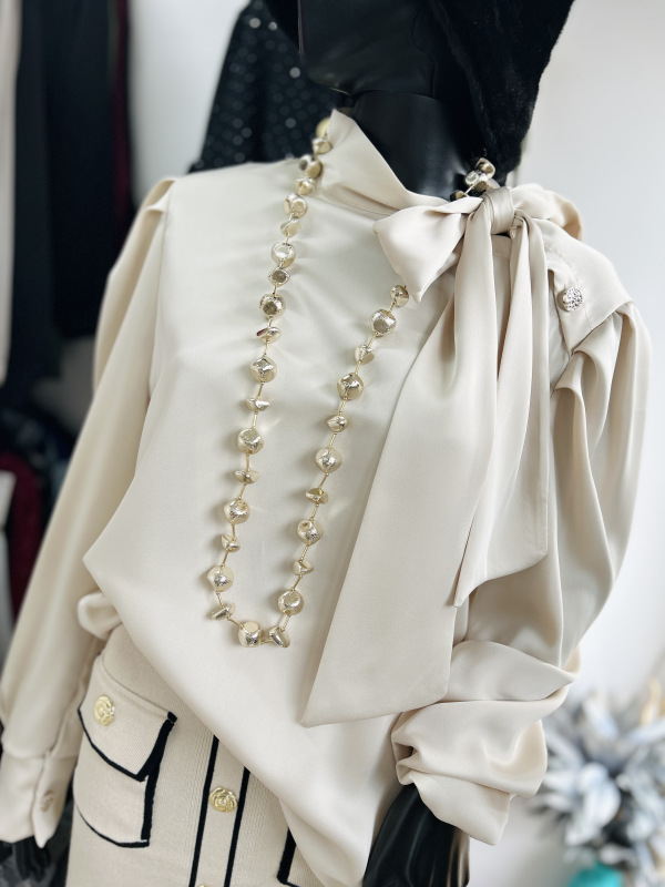 Elegantná blúzka s viazaním 4