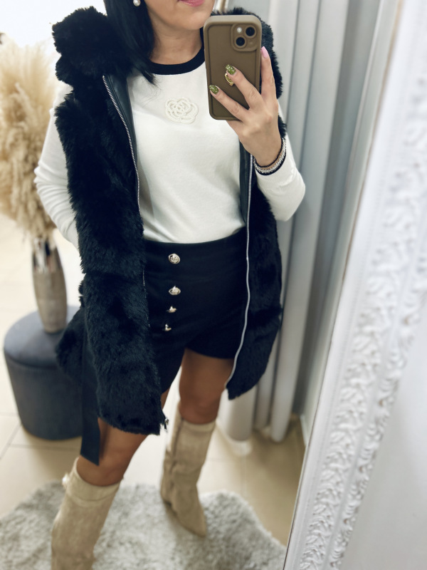 Semišové kraťasy s gombíkmi 6