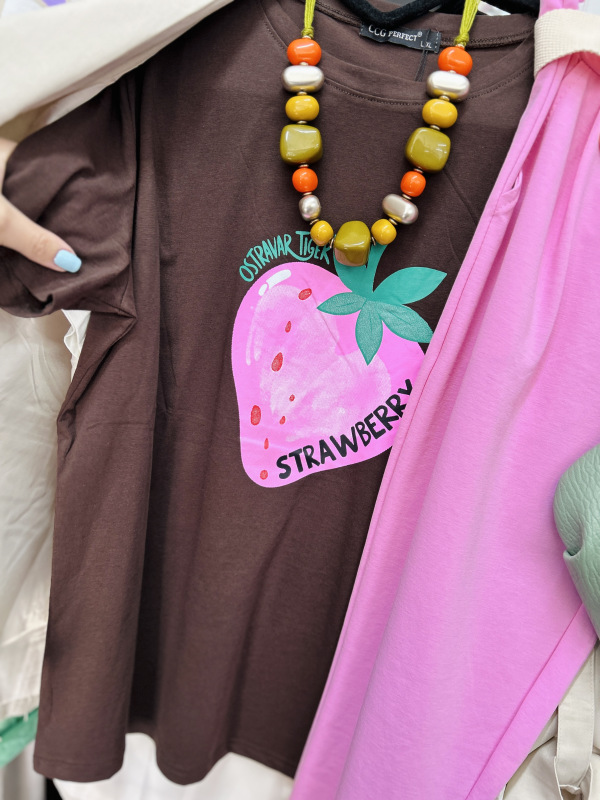 Bavlnené tričko s jahodou 9