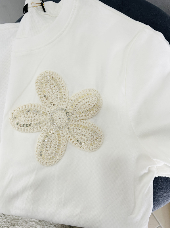 Bavlnené tričko s nášivkou 4