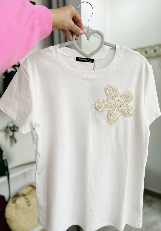 Bavlnené tričko s nášivkou 6