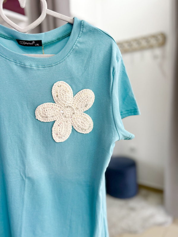 Bavlnené tričko s nášivkou 8