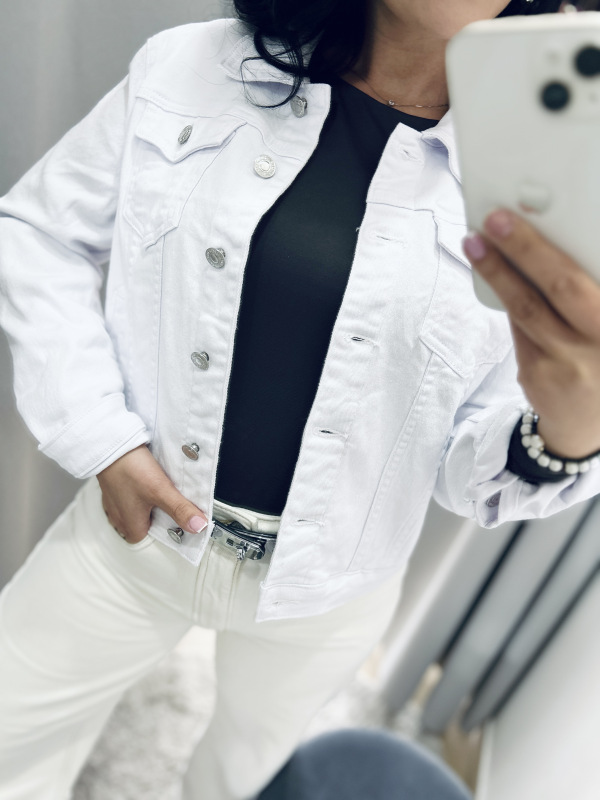 Biela rifľová bundička 1