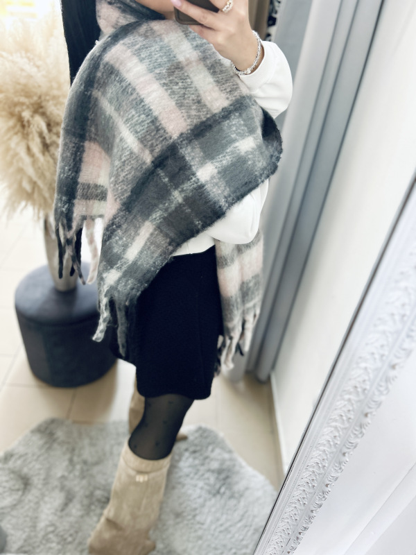 Károvaný šál- ružovo-sivý 2