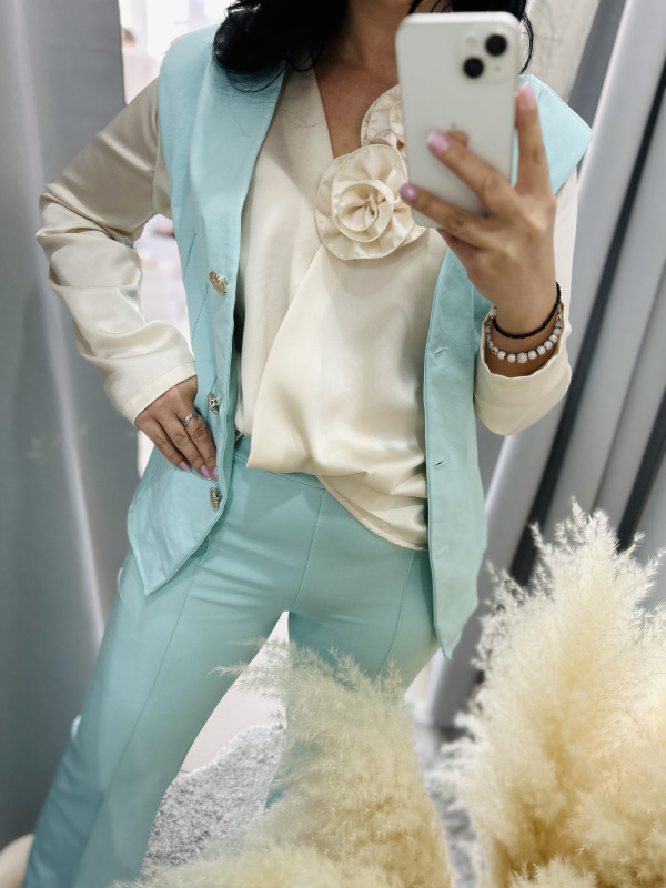 Mentolový komplet vesta + nohavice