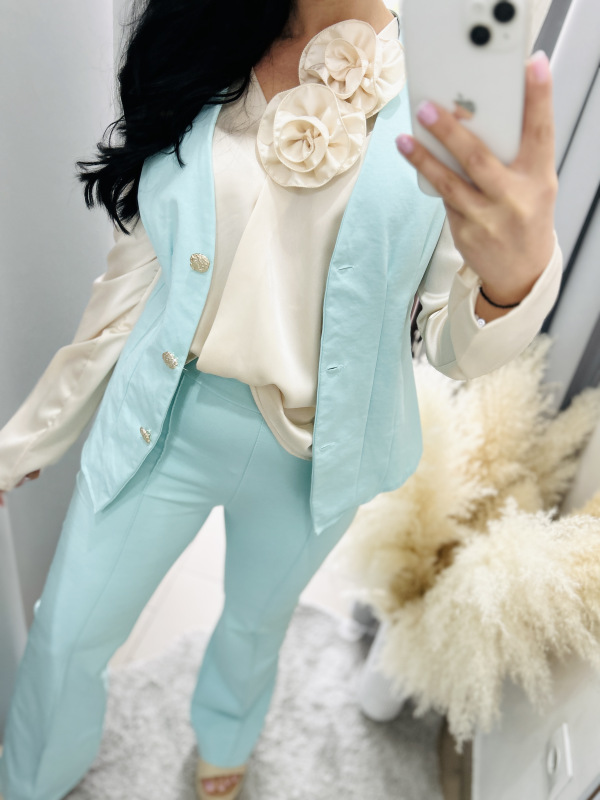 Mentolový komplet vesta + nohavice 5