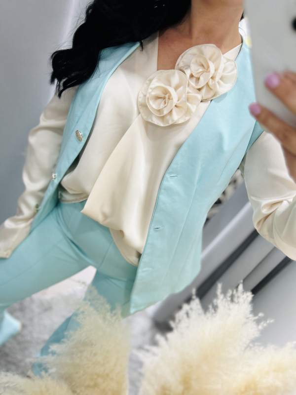 Mentolový komplet vesta + nohavice 2