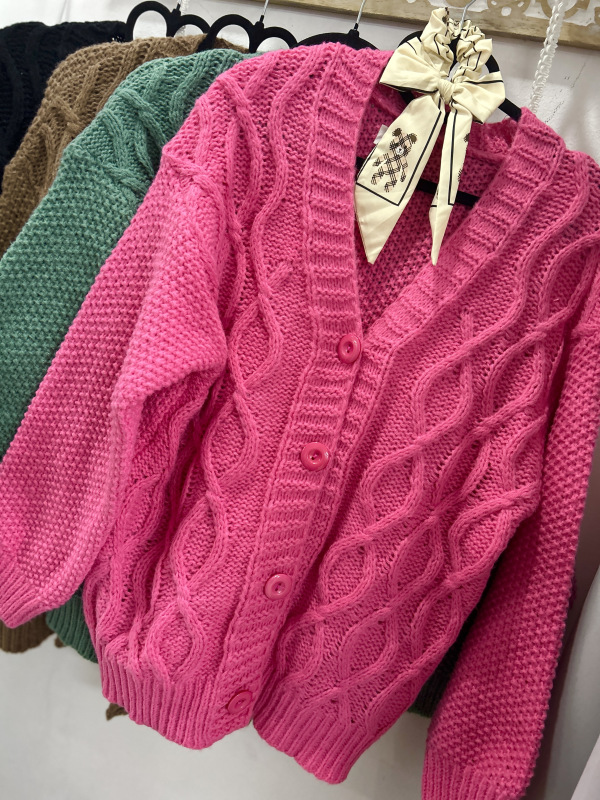 Sveter na gombíky- viac farieb