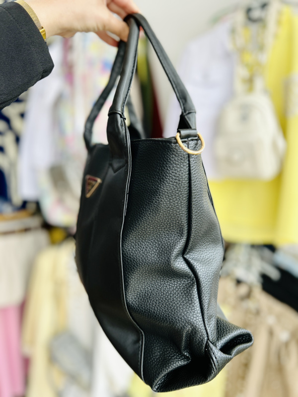 Čierna kabelka Mishel 3