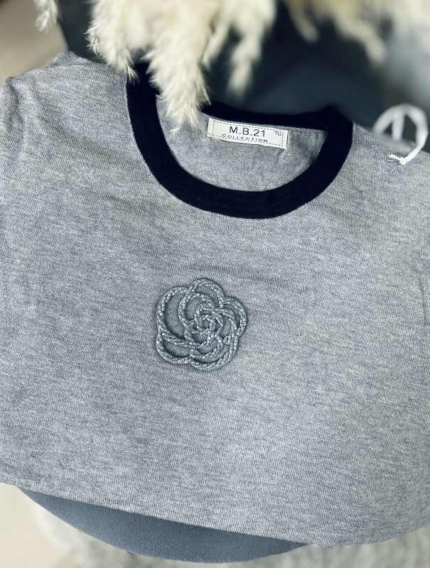 Jemný svetrík so zdobením 5